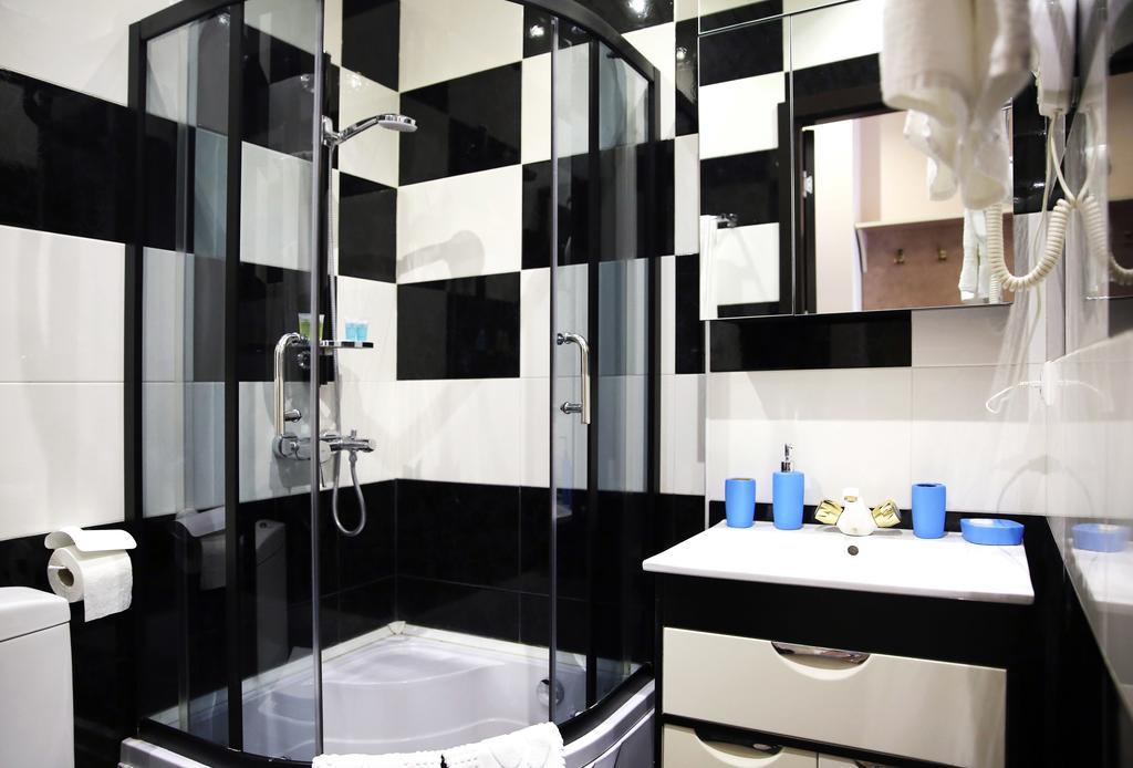 Rondo Hotel Tbilisi Room photo